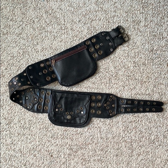 Hip Fanny Pack Leather - Picture 1 of 10